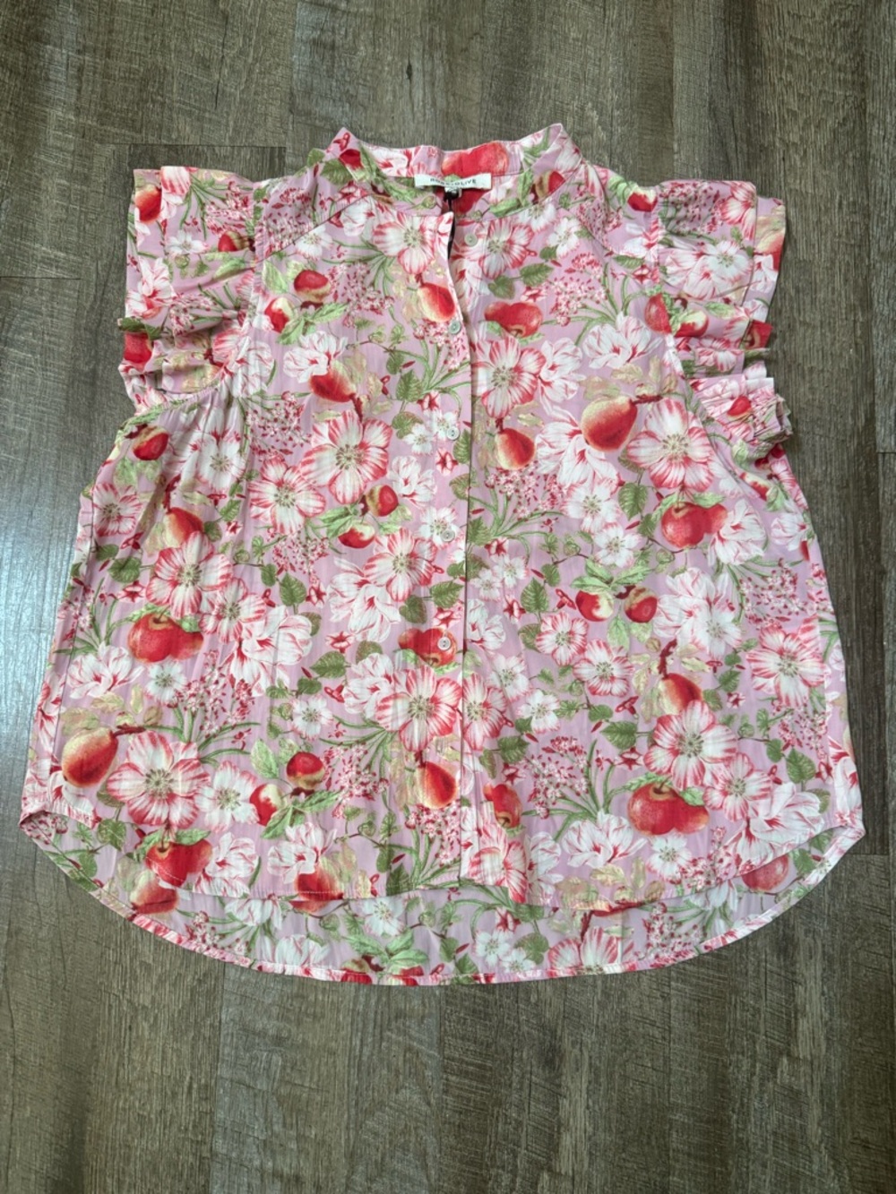 Rose & Olive Pink Floral Ruffle-Sleeve Button Top - Picture 2 of 9
